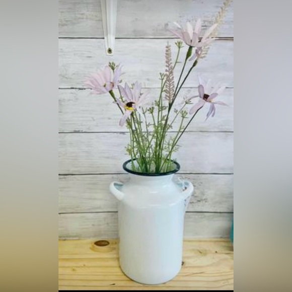 *Wispy Daisy Spray, Violet, Bundle of 3 - Picture 5 of 5